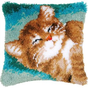 Purring Kitten Latch Hook  |   Needlework Craft Needlework